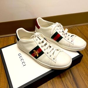 Gucci Bee Ace Sneakers. Used. Dust bag + box.